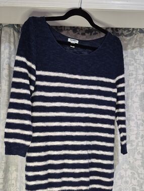 Old Navy Navy and White Striped Scoop-Neck Knit Sweater